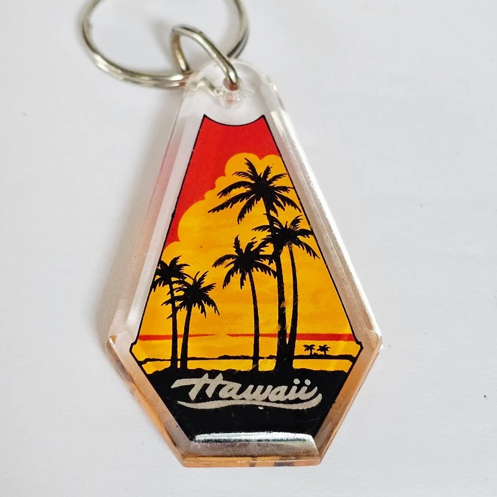 Vintage Hawaii Keychain Palm Trees Sunset Acrylic Souvenir Island Travel Retro
